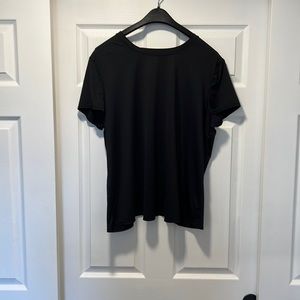 Athleta tulip back sun shirt